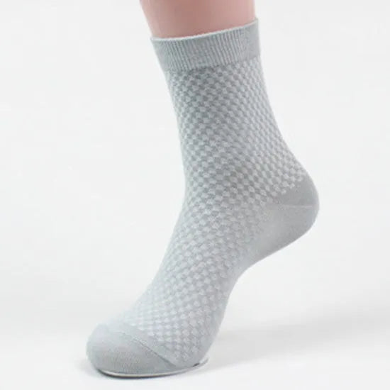 Men's bamboo fibre business socks with small square pattern in five colours, sized 38-44