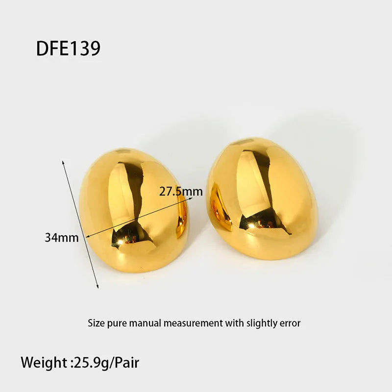 Geometric stainless steel ear studs with 18K gold electroplating in DFE139 colour, showing exaggerated glazed surface
