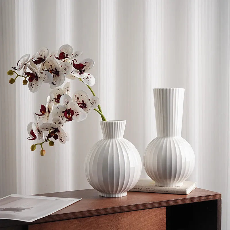 White ceramic ball vase with hand-painted blue stripes, American country style, 30cm height