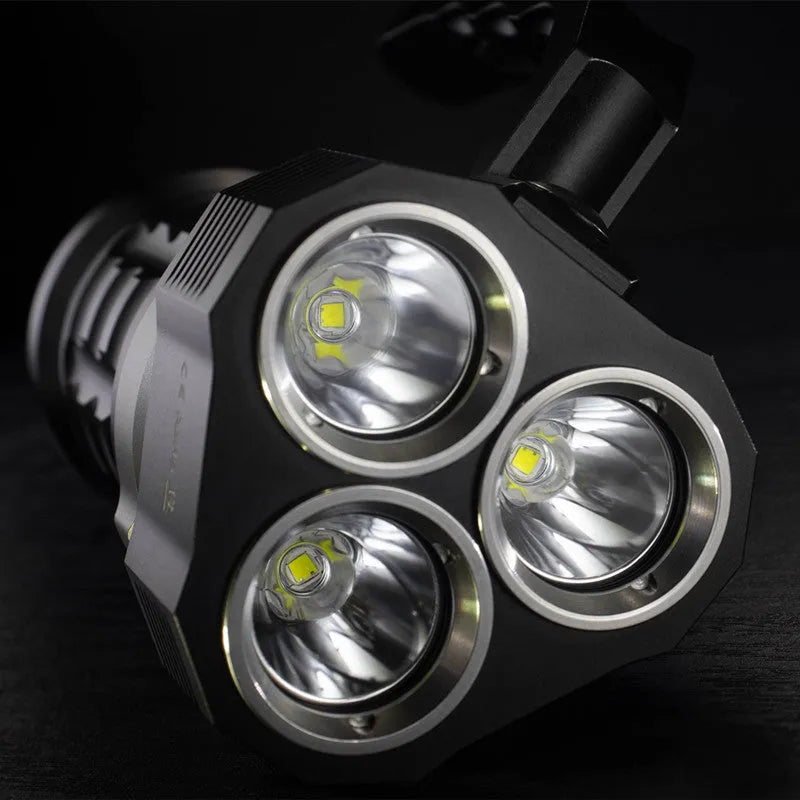 Aluminium alloy diving flashlight with 350 lumen brightness, 18cm length, waterproof for outdoor use