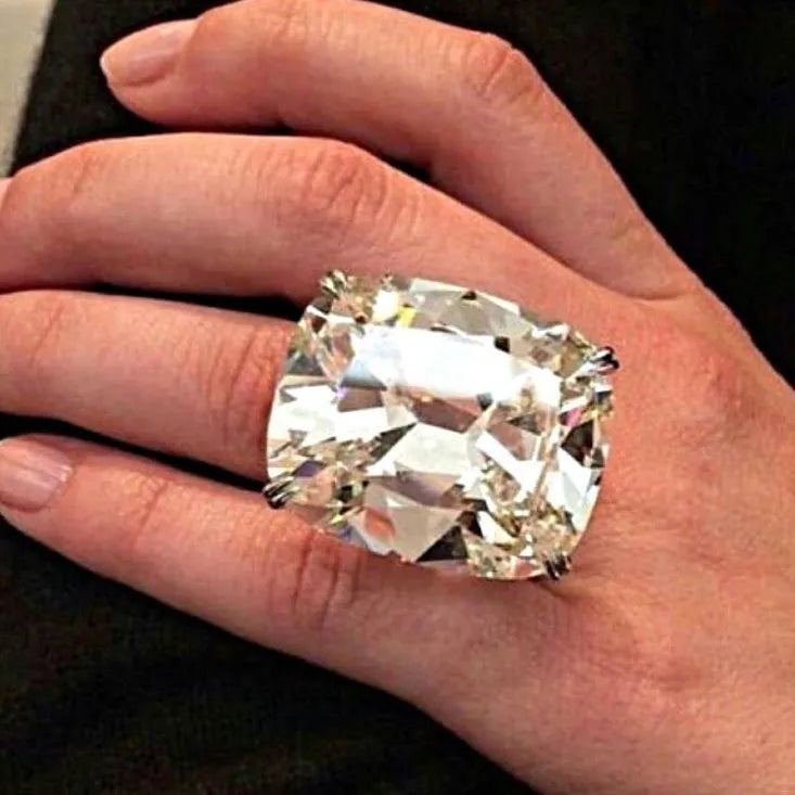 Women's simple inlaid white square diamond ring with electroplated white gold finish on alloy band