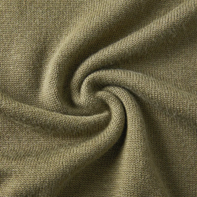 Casual thickened wool sweater in slim fit with long sleeves, shown in various colours including black and light grey