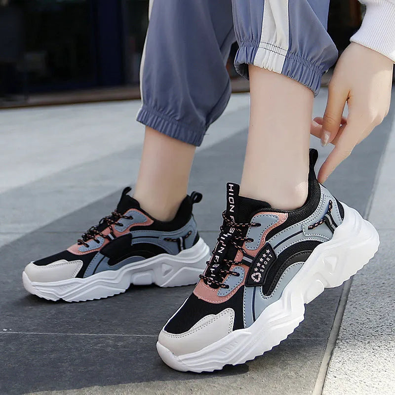 Women's white thick-soled casual sports shoes with mesh upper and 3-5cm mid-heel