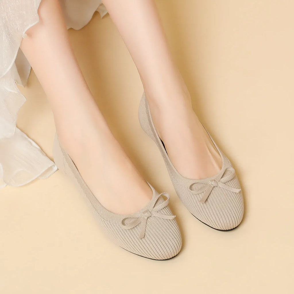 Women's bow flat pumps with round toe and oversleeve design in butterfly colour options