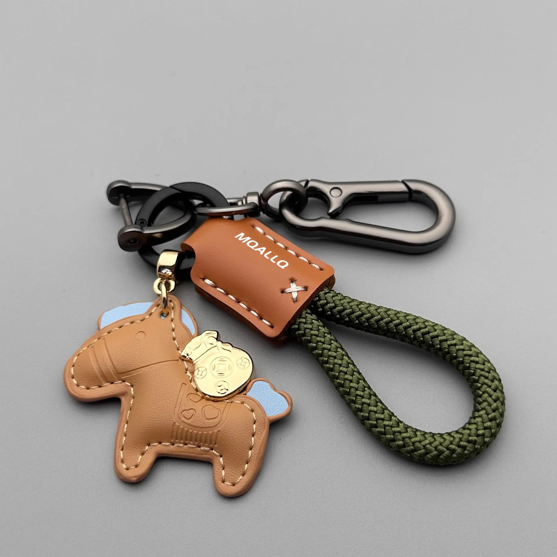 Handmade cowhide car key ring pendant with zinc alloy pony belt buckle and flanelle rope in various colours