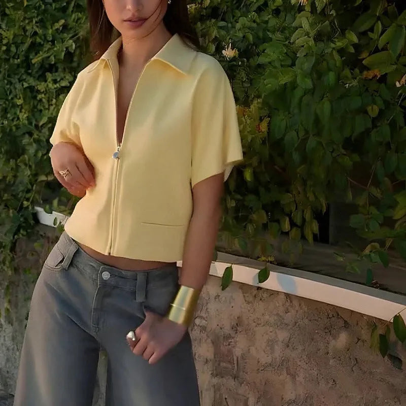 Damascus loose-fit short-sleeve top in black, white, or yellow colours, made from polyester for casual outerwear