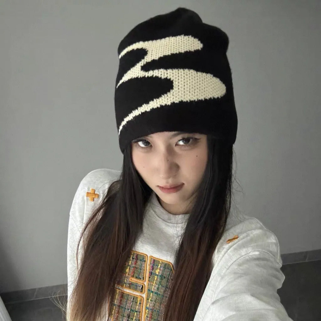 Acrylic beanie hat in black, grey, or white, size M for 56-58cm head circumference