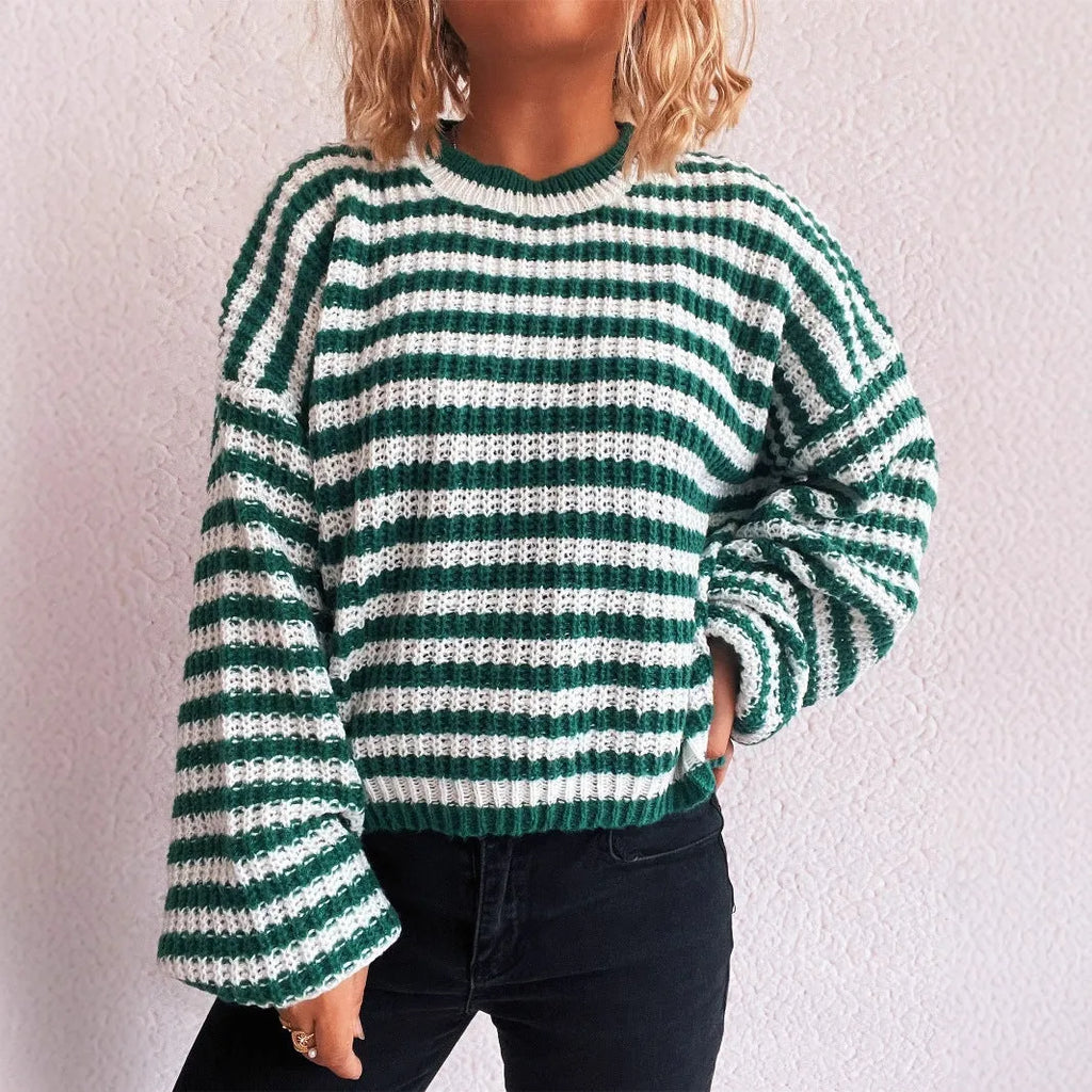 Women's vintage stripe knitted pullover sweater in black with long sleeves and round neck