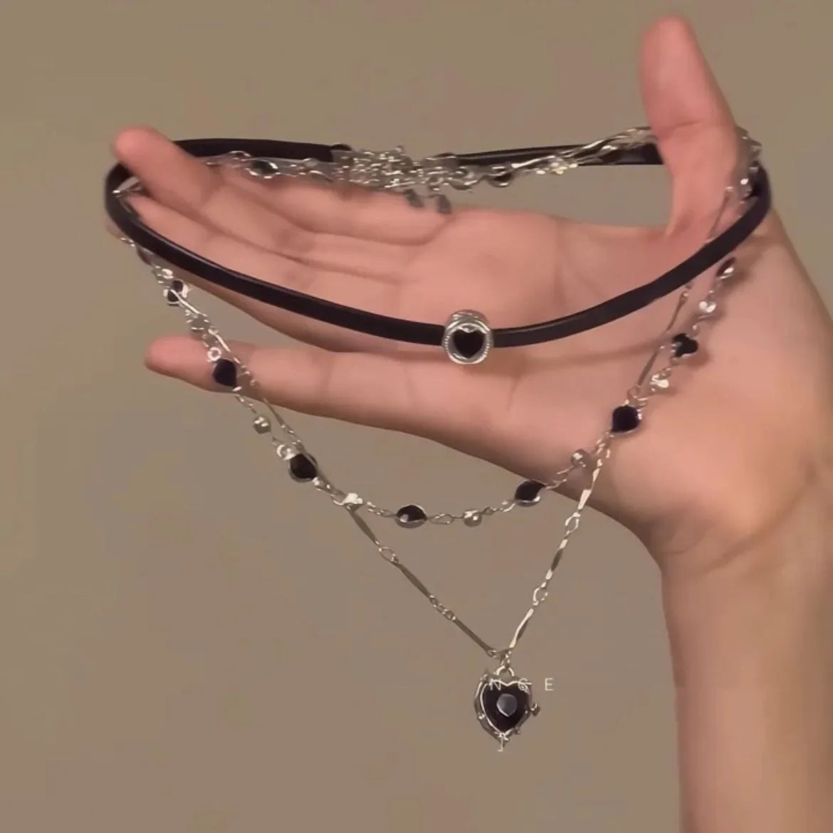 Women's adjustable twin necklace with leather heart pendants on 41-50cm alloy chain