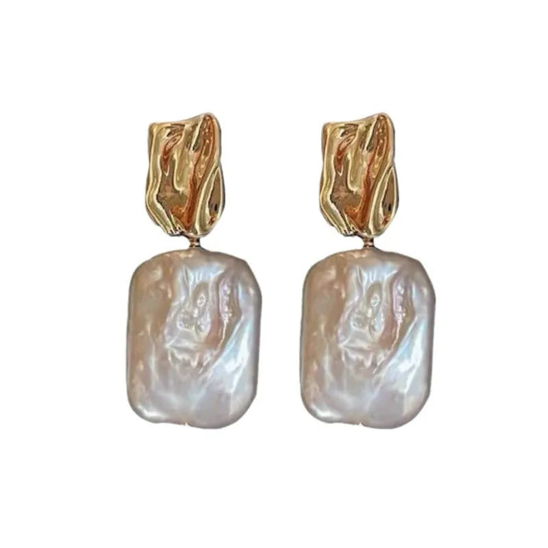 Natural freshwater pearl square stud earrings with geometric quadrilateral design in purple colour