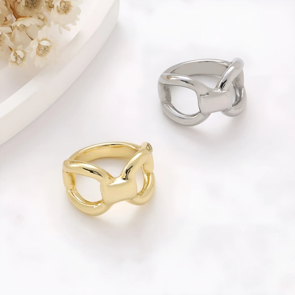 Women's geometric butterfly ring with hollow bow design in titanium steel