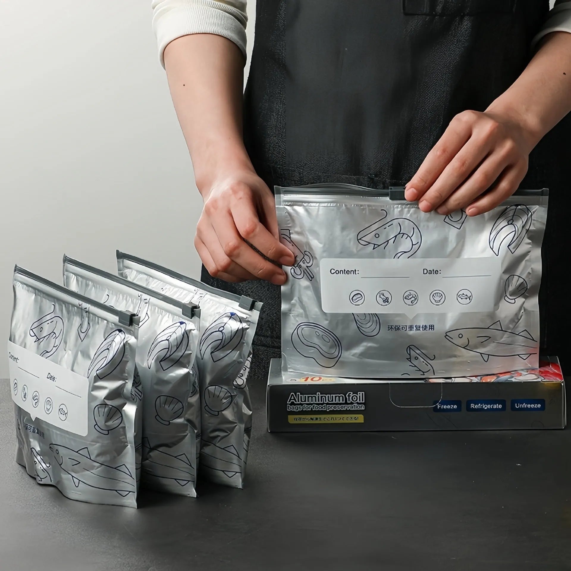 Aluminium foil sealed bags in three sizes with heat resistance from minus 60 to 100 degrees Celsius