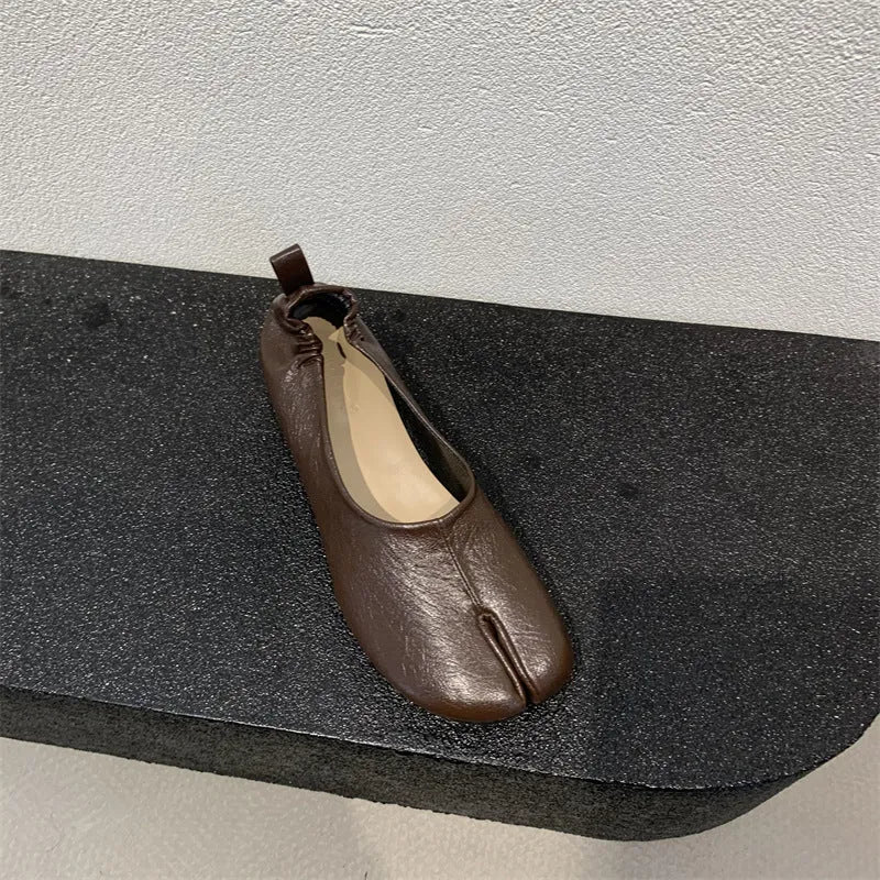 Women's round-toe chunky heel pumps with horseshoe split toe in apricot, black, or brown colours
