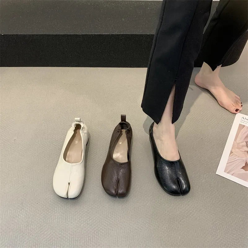 Women's round-toe chunky heel pumps with horseshoe split toe in apricot, black, or brown colours