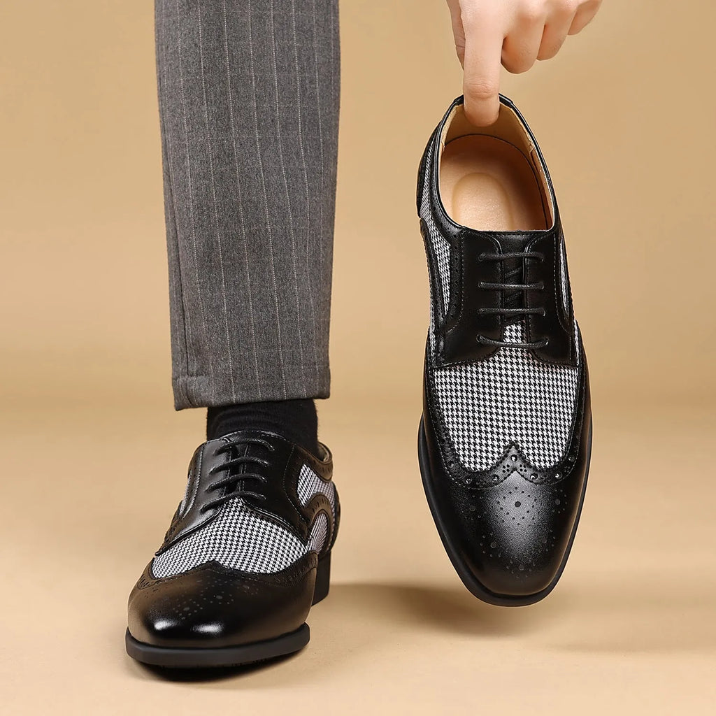 Imitation houndstooth men's casual leather shoes in plaid pattern with canvas upper and rubber sole