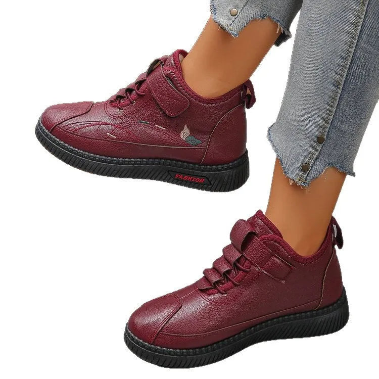 Women's black velvet cotton shoes with non-slip rubber sole, low-tube socks design