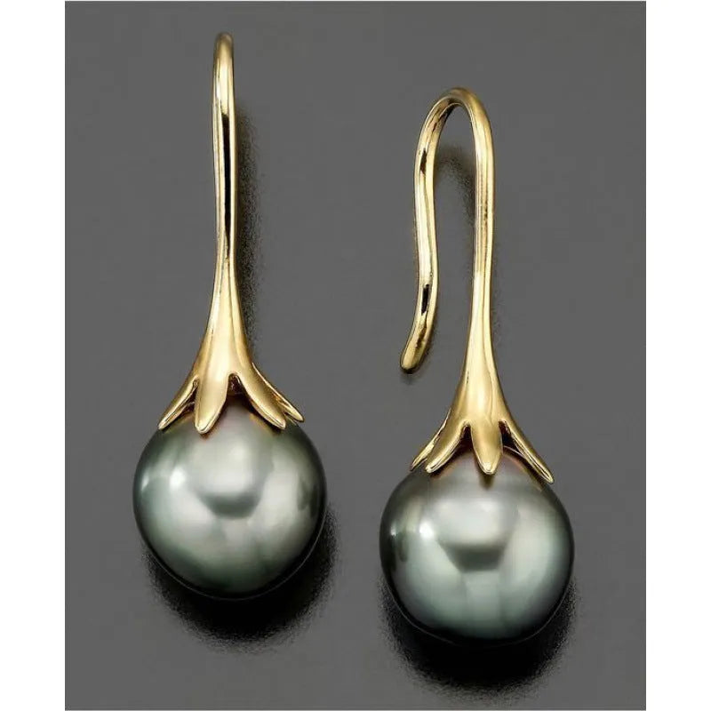 Retro fashion women's earrings with alloy construction and electroplated imitation gold finish