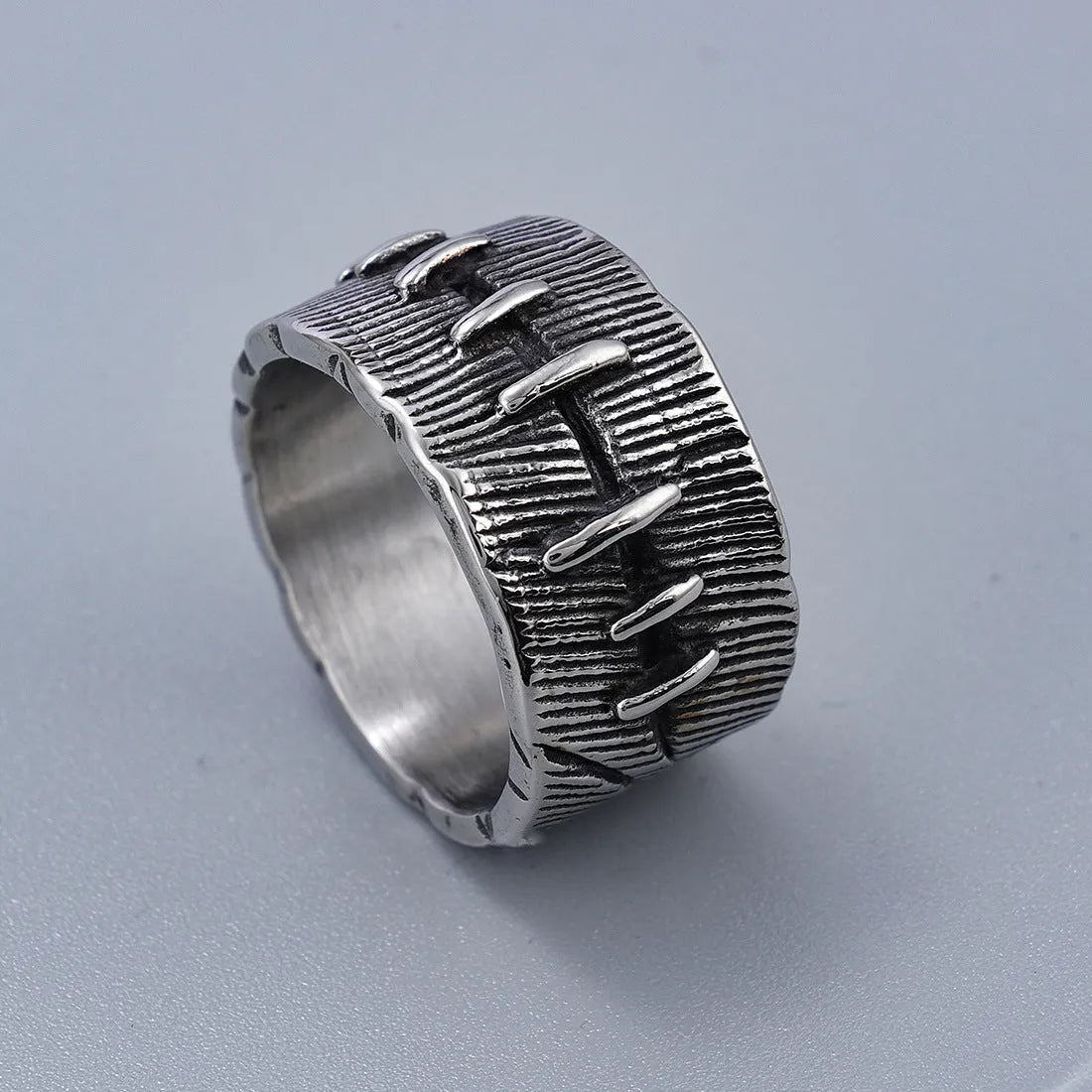 Geometric dark punk stitched titanium steel ring with U-shaped double design in retro colour