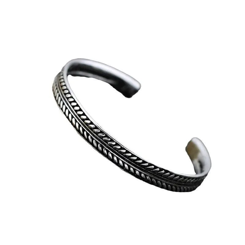 Women's Chinese style retro opening bracelet with fish motif in 925 silver-plated copper