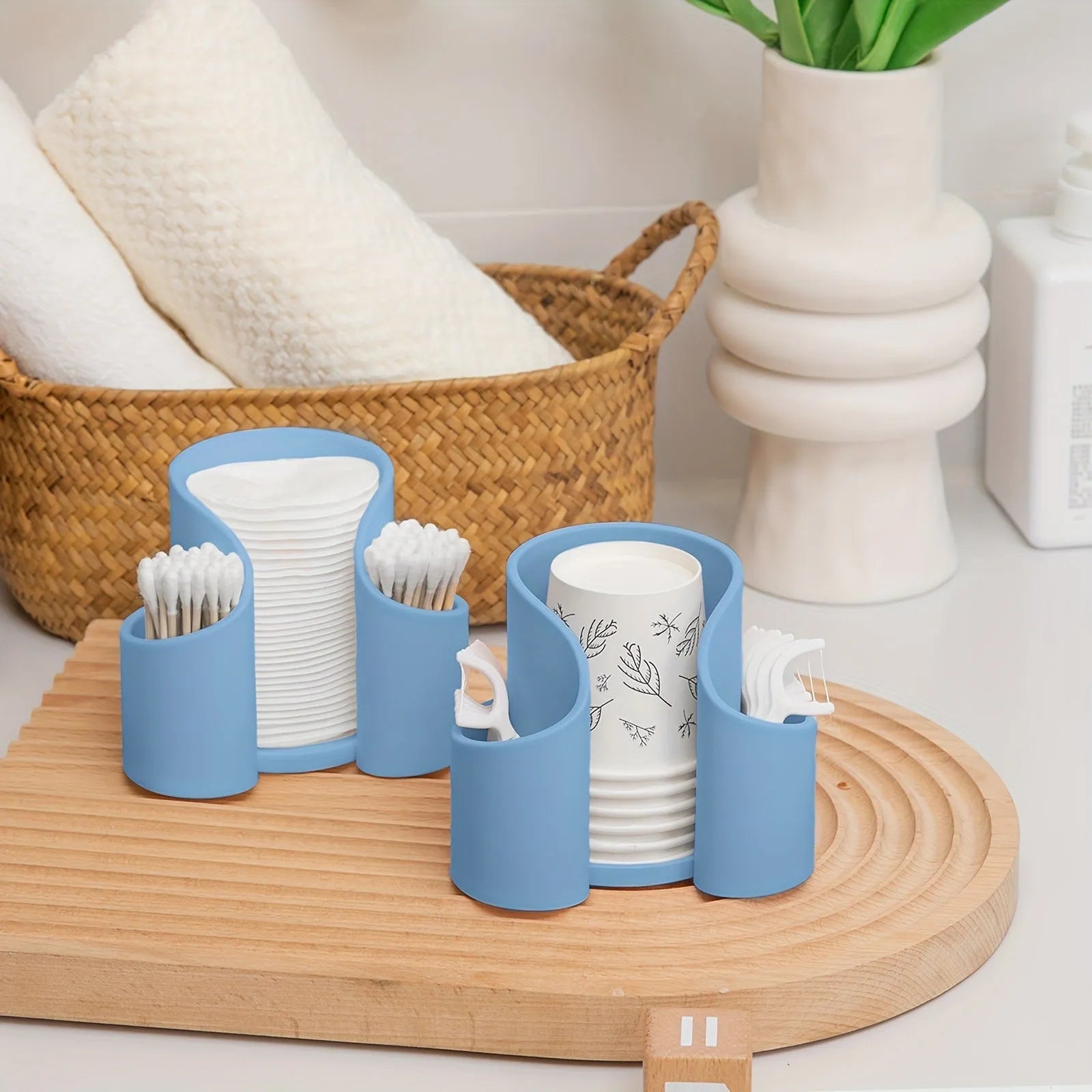 Plastic dental floss storage box in solid colour with modern design, dimensions 10x6x4cm