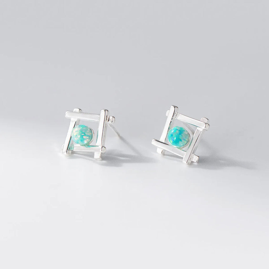 Women's geometric cross quadrangle stud earrings in 925 silver with Seiko treatment, silver and gold finishes