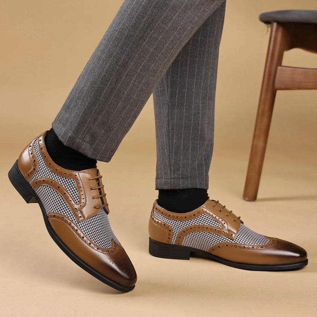 Imitation houndstooth men's casual leather shoes in plaid pattern with canvas upper and rubber sole