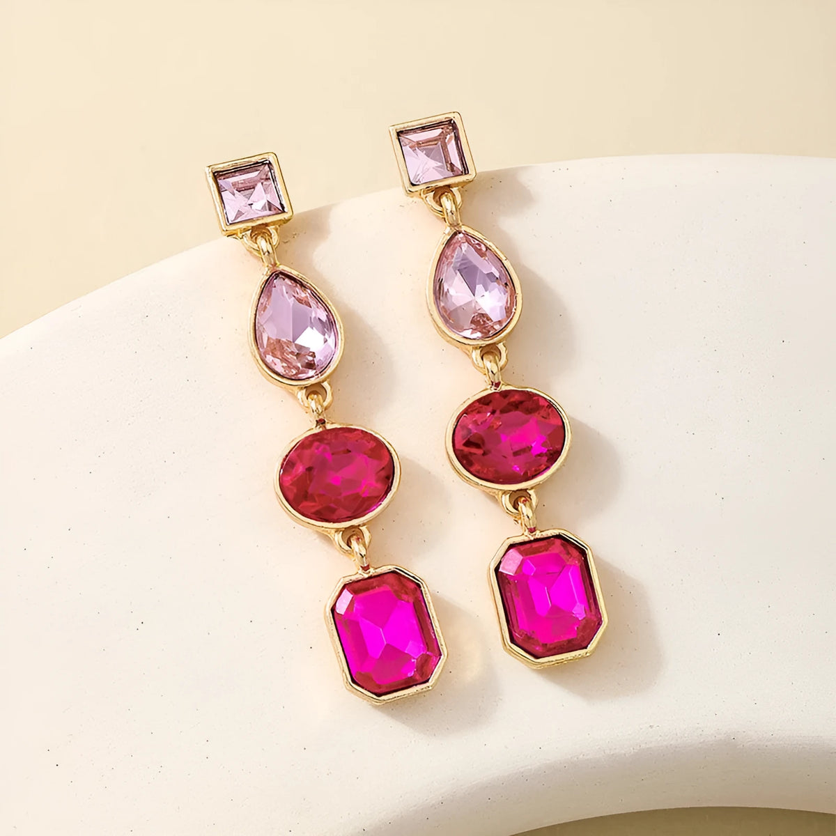 Geometric water drop ear studs in alloy with rhinestone detail, women's pierced earrings, 1 pair