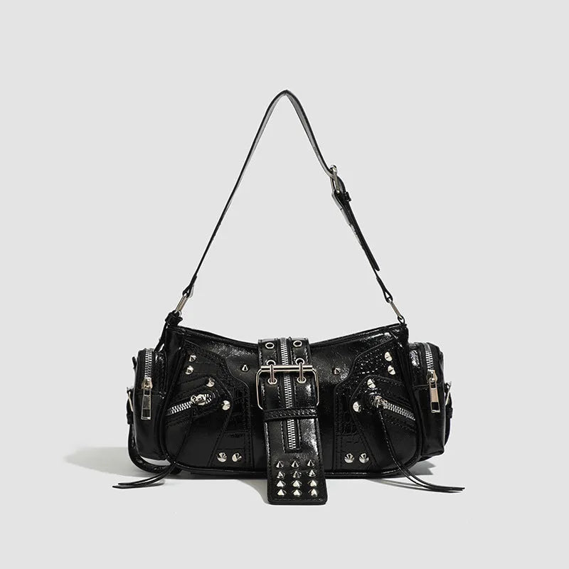 Black retro dumpling handbag with three-dimensional pockets and oil wax leather finish