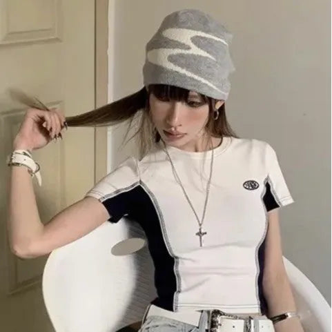 Acrylic beanie hat in black, grey, or white, size M for 56-58cm head circumference