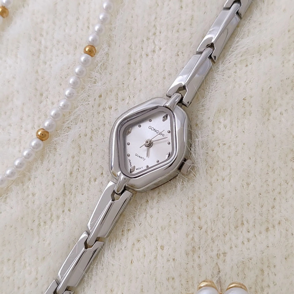 Women's gold or silver diamond bracelet watch with 18mm dial and chain strap