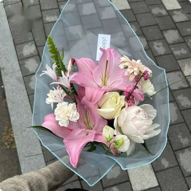 Silk flower bouquet bag with Arabesquitic fabric measuring 60 × 60cm for DIY floral packaging