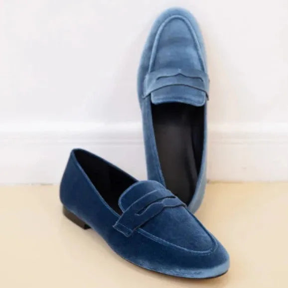 Blue and black sole leisure flat suede loafers with round toe and low top design