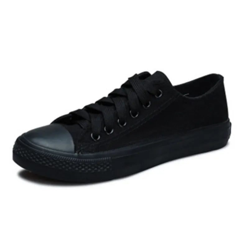 Women's canvas shoes in solid colours with canvas upper, sizes 35-44, on a neutral background.