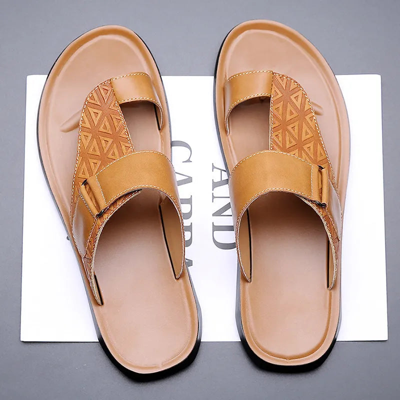 Men's simple beach slippers in cowhide with rubber sole, shown in light brown colour