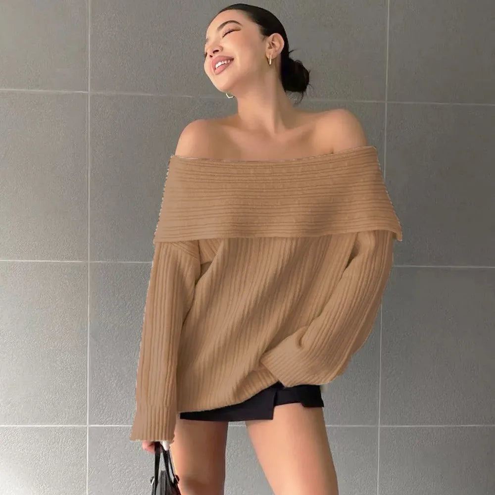 Women's loose fit long sleeve pullover sweater in acrylic fibre, shown in black colour.