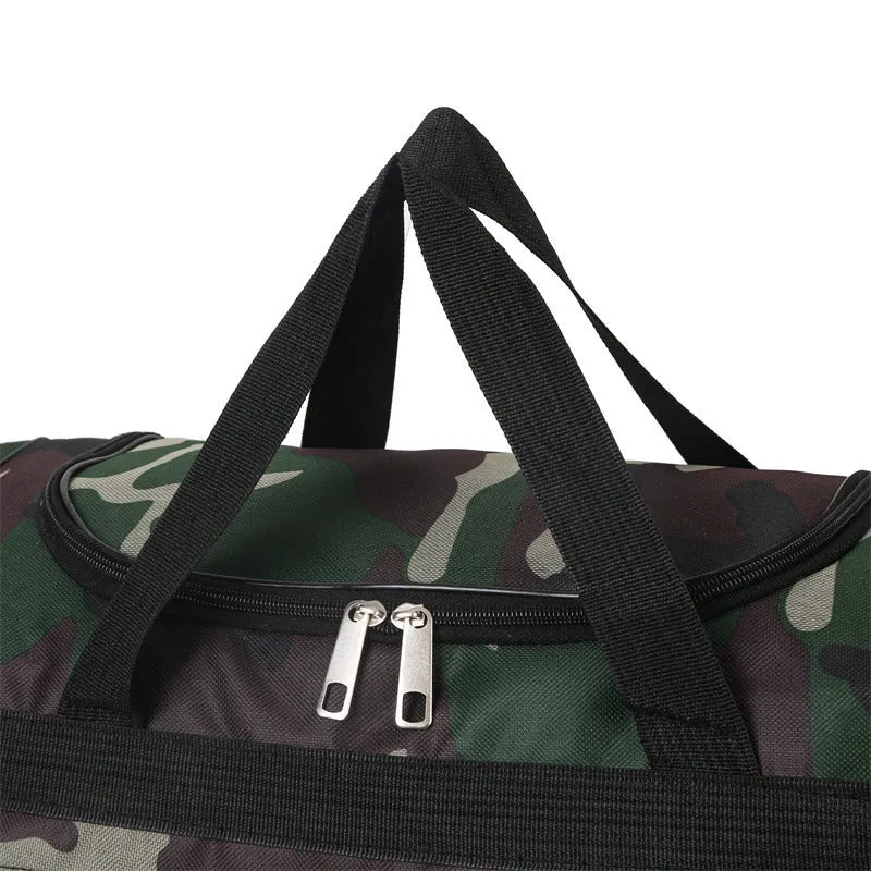 Camouflage pattern luggage bag with 20L capacity and waterproof fabric for travel storage