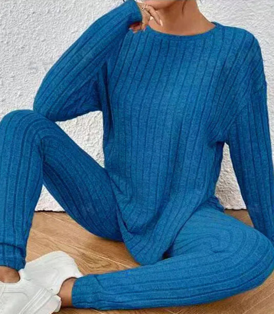 Black or blue polyester two-piece homewear set with regular sleeves in sizes 1XL to 5XL