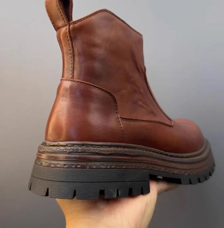 Men's Chelsea boots in black or brown with first layer cowhide vamp lining, zip closure and thick bottom heel, sizes 38-44