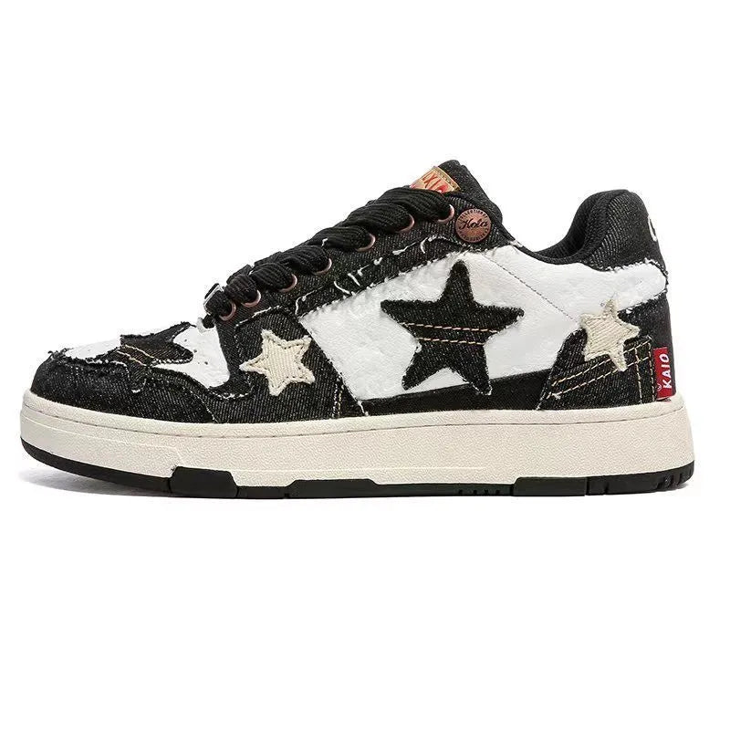 Low-top platform running shoes in cowhide leather, lace-up front, round toe, in a tea colour.