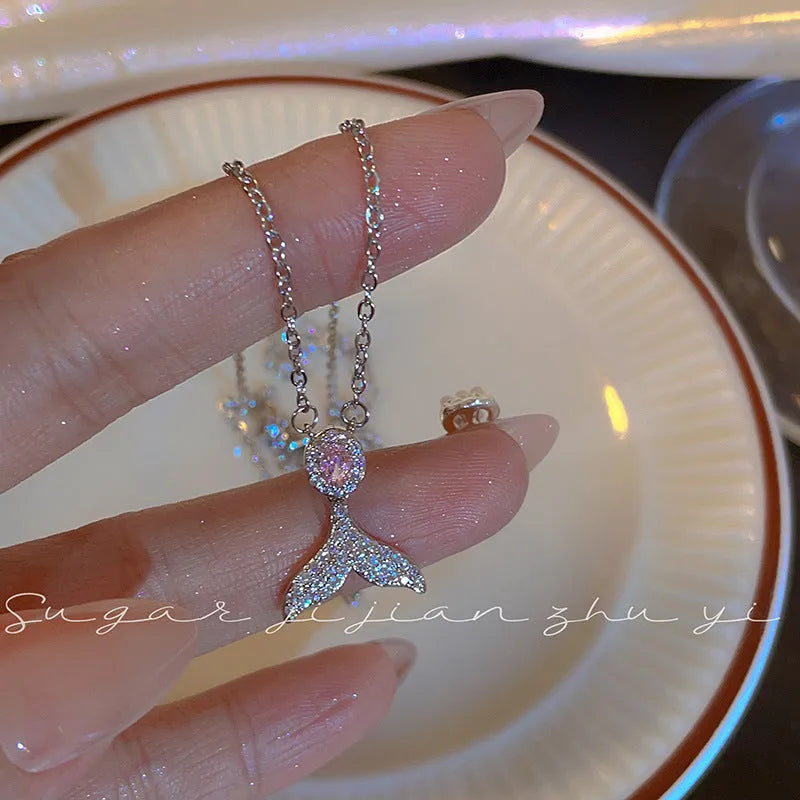 Women's sterling silver fishtail pendant necklace with O-ring chain and adjustable 41-50cm length