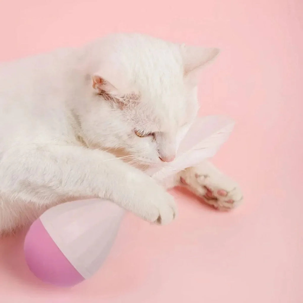 Green and pink feather cat tease stick toy with aluminium alloy and ABS plastic wand