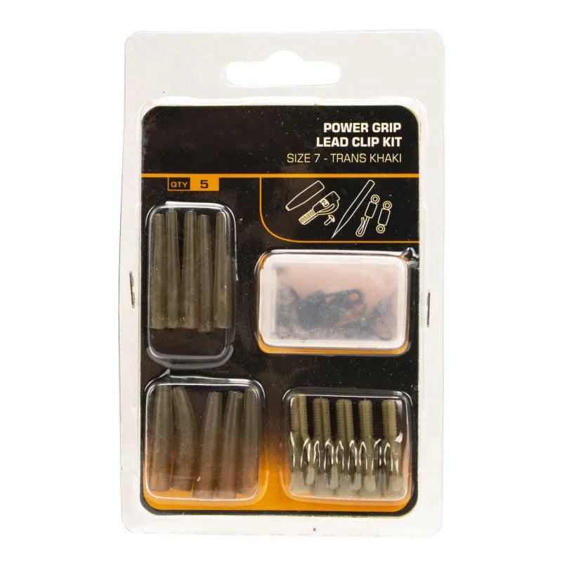 30 piece carp fishing accessory set showing anti-winding pipes, threaded hoses, rotations, and screws for rig building