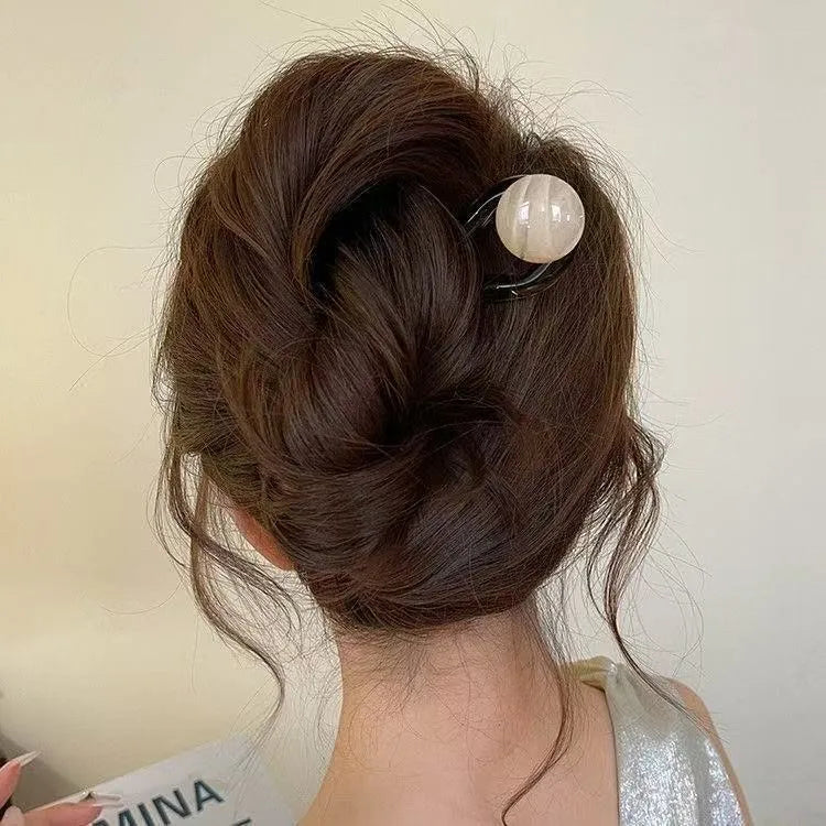 Ball retro U-shaped hair pin barrettes in acrylic with beige, caramel, dark grey, and green colour options