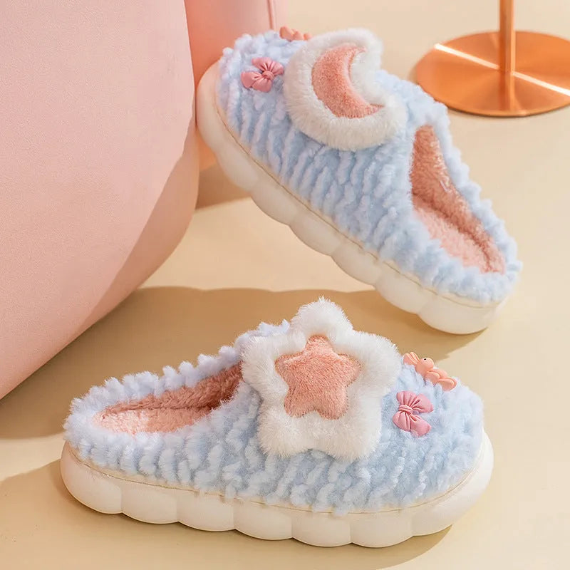 Light blue women's cartoon animal pattern fleece-lined plush slippers with round toe holder