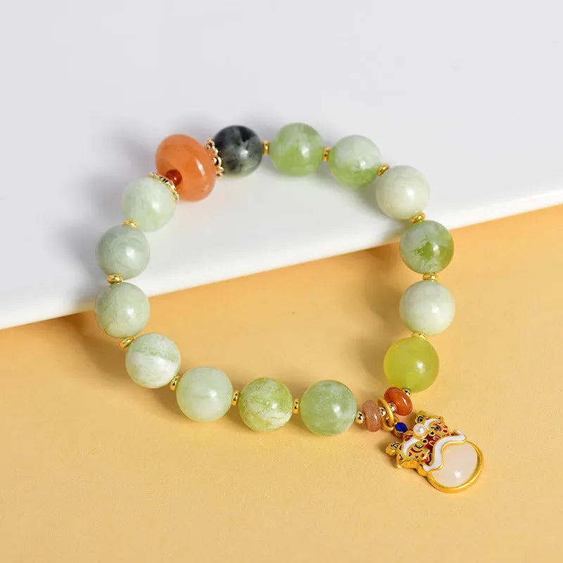 Women's retro bracelet with a 10mm green milk-in-water Xingshi jade geometric pendant