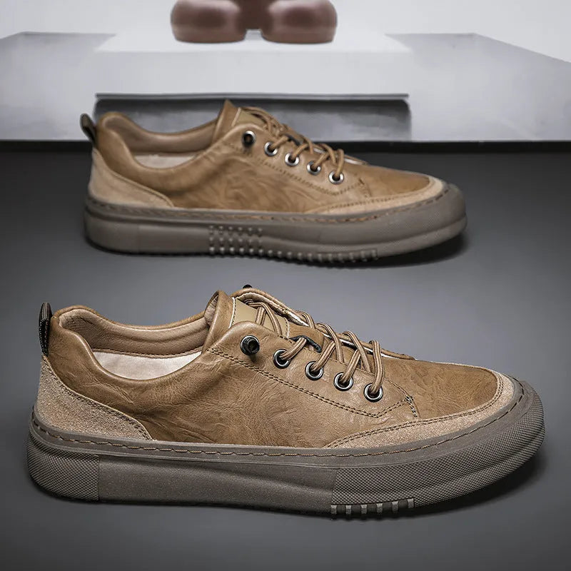 Men's black round toe leather casual shoes with lace-up closure and rubber sole