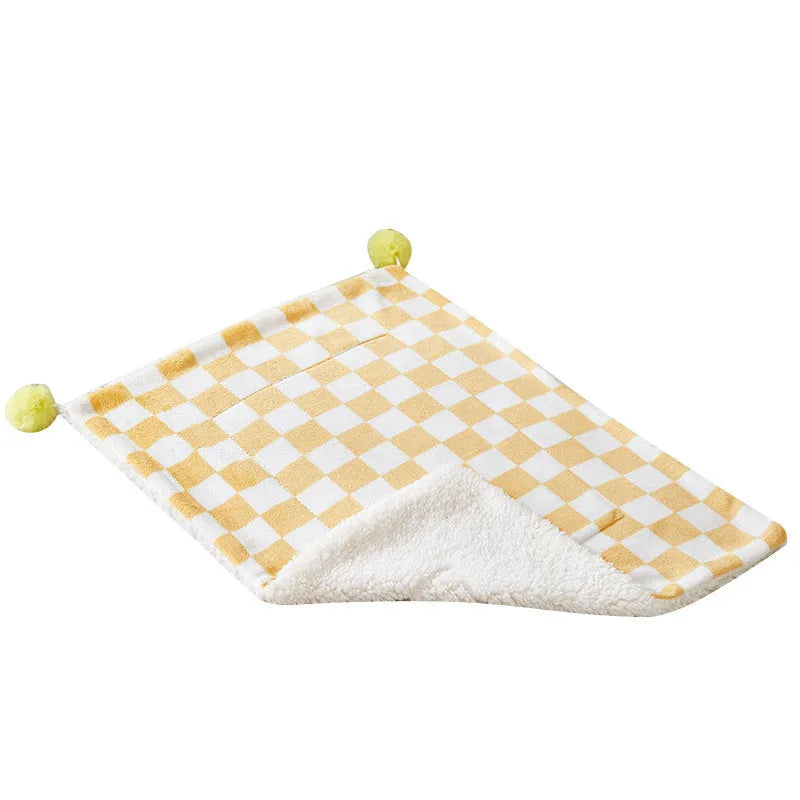 Green plaid pattern soft fleece pet blanket with fur ball decoration for cats and dogs