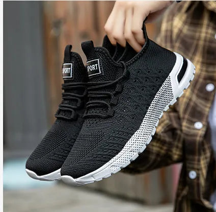 Men's casual shoes with mesh upper in solid colour, size options 39-45