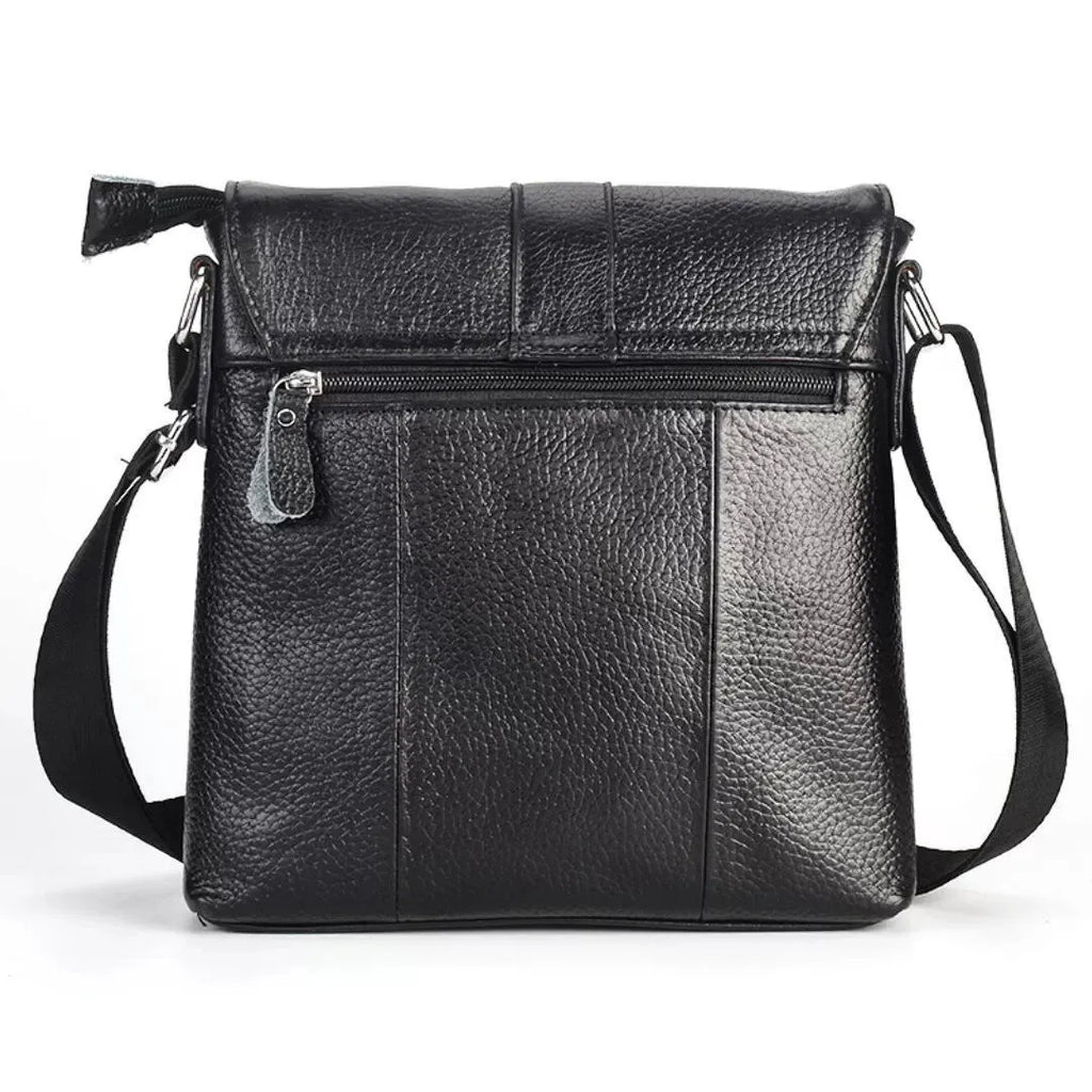 Genuine leather men's crossbody bag in black cowhide, 26x23x5cm, single shoulder business travel messenger