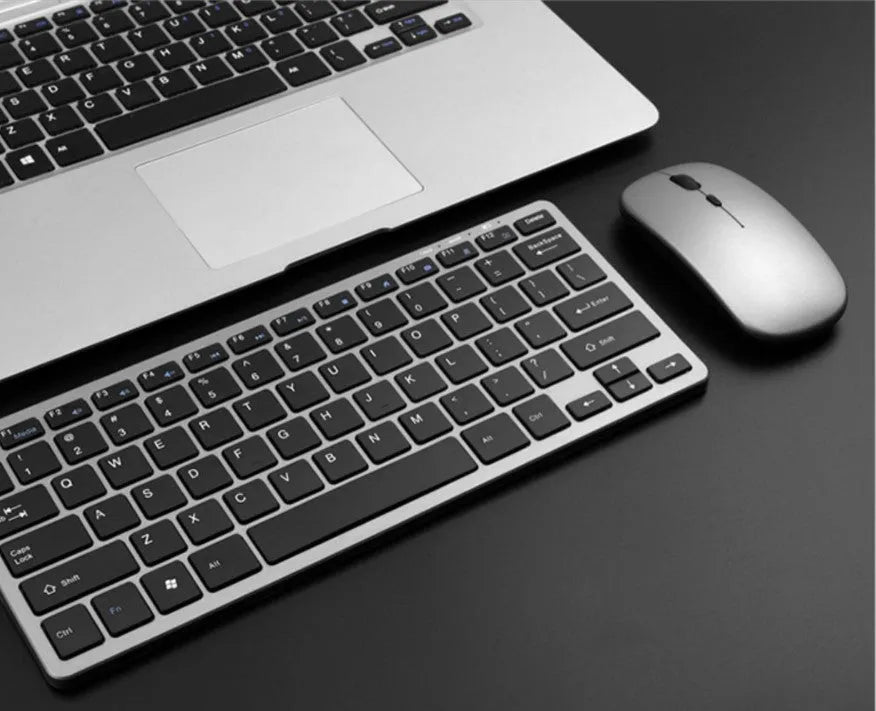 Bluetooth 3.0 wireless keyboard and mouse set in silver white or black, 78 keys, 28.5cm wide, USB charging